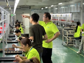 Shenzhen VIIP Electronics Co., Ltd. linha de produção do fabricante