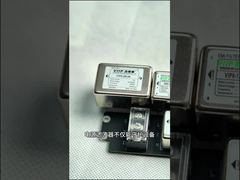 Apresentamos o Clip de Ferrite Preto de 50 Ohm para Redução de Ruído EMI RFI em Cabos para Você